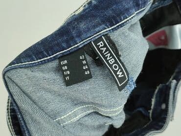 krótkie spodenki i nogi z cellulitem: Szorty damskie, rozmiar XL — 4