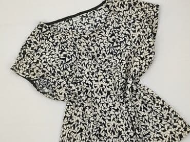 czarne t shirty basic: Bluzka damska, rozmiar S — 1