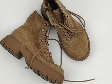 Bershka, Ботильйони та черевики жіночі, розмір 35 на lalafo.pl Bershka, Ботильйони та черевики жіночі, розмір 35