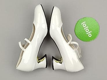 ccc komunijne: Białe lakierowane czółenka damskie, rozmiar 41. - Klasyczny — 2