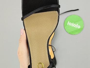 mcqueen klapki: Sandały damskie, rozmiar 39 — 6