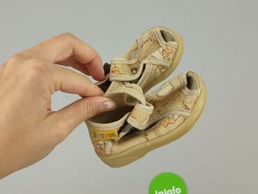 lekkie buty dziecięce: Sandals Legro, 18, Used — 6