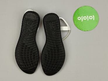 czarne sandały z pomponami: Sandals for women, size 37 — 3