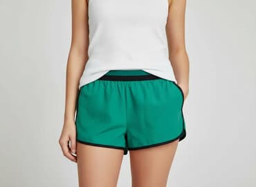 krótkie spodenki calvin klein: Calzedonia, Szorty damskie, rozmiar S — 1