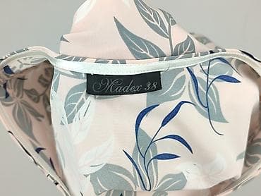 Blouses and shirts: Women's blouse, size M — 4