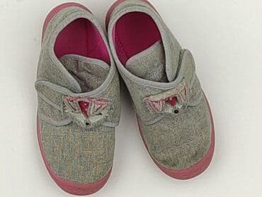 Slippers 26, Used
