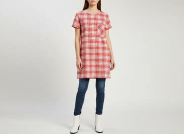 zara t shirt oversize: Zara, Women`s T-shirt, size S — 1