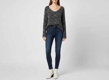 stradiwarius swetry: Stradivarius, Women`s sweater, size M — 1