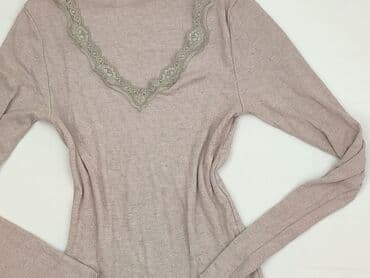 czerwona bluzka z dekoltem v: Bluzka damska, rozmiar S — 1