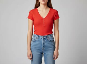 czerwona bluzki z dekoltem v: H&M, T-shirt damski, rozmiar S — 1