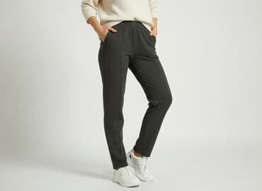 Спортивні штани жіночі, розмір S на lalafo.pl Спортивні штани жіночі, розмір S