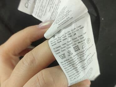 krótkie czarne spodenki materiałowe: Pieces, Szorty damskie, rozmiar M — 4