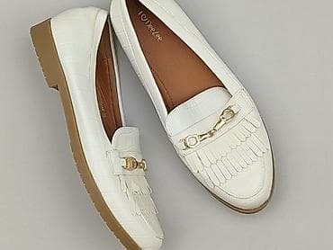 kozaki pull and bear: Flat shoes for women, size 39 — 1