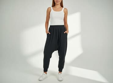 modne ubrania młodzieżowe: Spodnie damskie, rozmiar M — 1