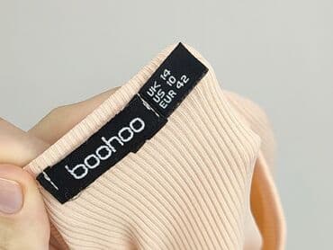 t shirty damskie pod marynarkę: Boohoo, T-shirt damski, rozmiar XL — 4