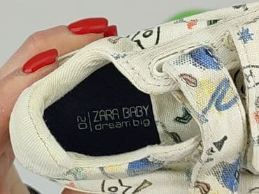 ubrania do zumby: Buciki niemowlęce, Zara, 20, stan - Bardzo dobry — 5