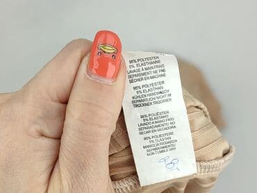 sukienka od stradivarius: PrettyLittleThing, Bluzka damska, rozmiar XL — 5