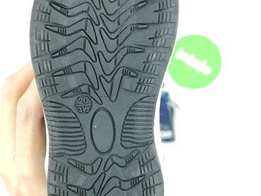 ccc klapki z zakrytymi palcami: Śniegowce, S.Oliver Red Label, 20, stan - Bardzo dobry — 5