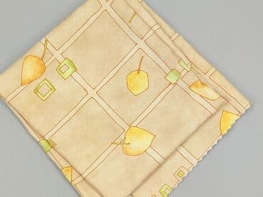 Obrus 160 x 120, kolor - Beżowy, stan - Bardzo dobry