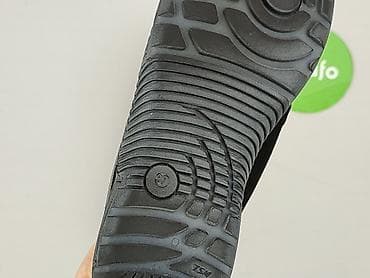 tk maxx klapki: Buty sportowe 37, Używany — 5