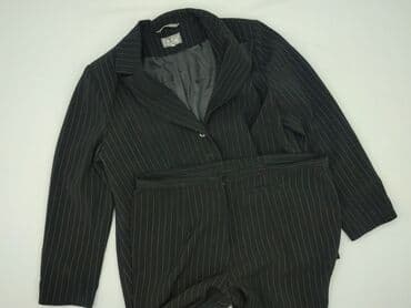 Класичний костюм жіночий, розмір XL