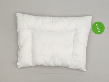 recznik kąpielowy: Poduszka 60 x 40, kolor - Biały, stan - Idealny — 2