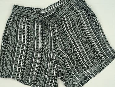 spodnie dresowe zina: Tessentials, Shorts for women, size M (EU 38) — 1