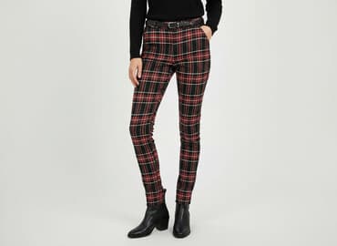 stradivarius cargo: Stradivarius, Material trousers for women, size L — 1