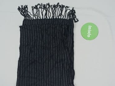 h: Scarf, Female, condition - Very good — 2