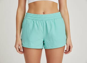 komplet z krótkimi spodenkami: Seven, Szorty damskie, rozmiar S — 7