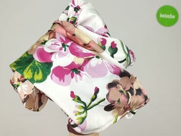 bluzki z kwiacistym wzorem: Top damski, rozmiar S — 4