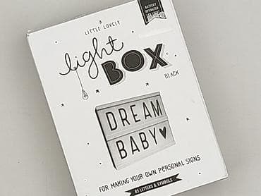 Zegary na ścianę: A Little Lovely Lightbox A5 – czarna Lekka, dekoracyjna skrzynka — 1