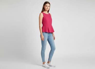 czerwona bluzka z baskinką: Pretty Girl, Bluzka damska, rozmiar S — 7