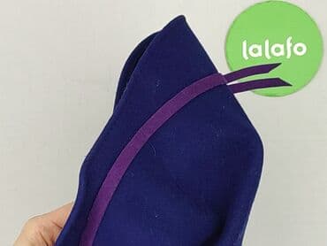 czapka guess damska: Hat, Female, condition - Very good — 7