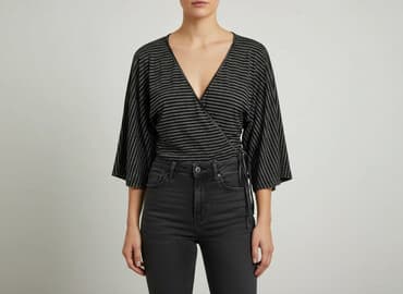 bluzki z błyszczącą nitką: Bluzka damska, rozmiar S — 5