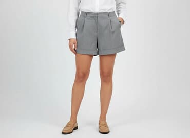 hm krótkie spodenki czarne: H&M, Szorty damskie, rozmiar 2XL — 6