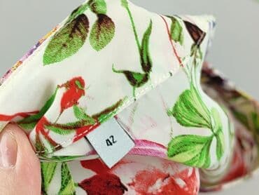 eleganckie bluzki w kwiaty: Bluzka damska, rozmiar XL — 4