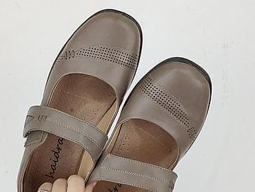 biale trampki mustang: Półbuty damskie, rozmiar 40 — 6