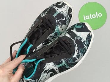 w.klapkach tekst: Adidas, Sneakersy damskie, 38.5 — 7