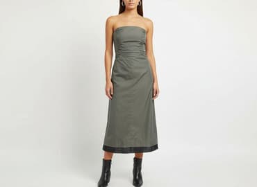 prosta i elegancka sukienka: Сукня жіноча, розмір M — 1