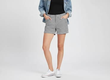 krótkie spodenki bermudy: UP2Fashion, Szorty damskie, rozmiar L — 1