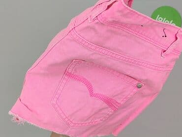 krótkie spodenki i nogi z cellulitem: Pink, Szorty damskie, M — 4