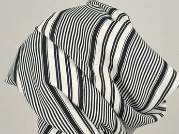 stradivarius crop top: Women`s top, L — 6