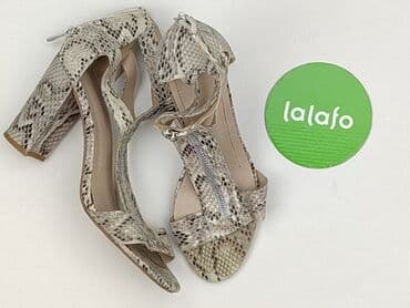 sandały na słupku i platformie ccc: Лофери та туфлі жіночі, розмір 39 — 4