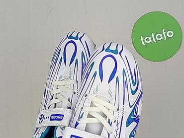 plecak do samolotu: Buty sportowe 35, Używany — 8