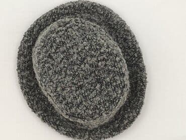 Hat, Female, condition - Very good