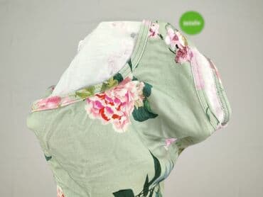 ubrania wiosenne: Women`s T-shirt, size S — 5