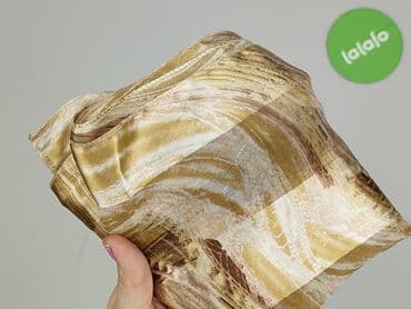 h: Scarf, Female, condition - Good — 4