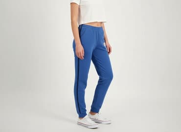 spodnie dresowe czerwone: Spodnie dresowe damskie, rozmiar M — 1