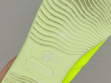 hello kitty klapki: Sneakersy damskie, 37 — 4